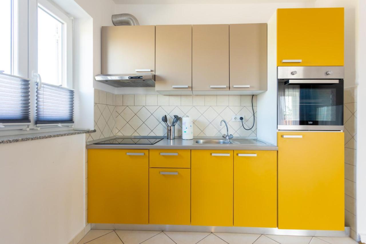 Apartment Demo Malinska Luaran gambar
