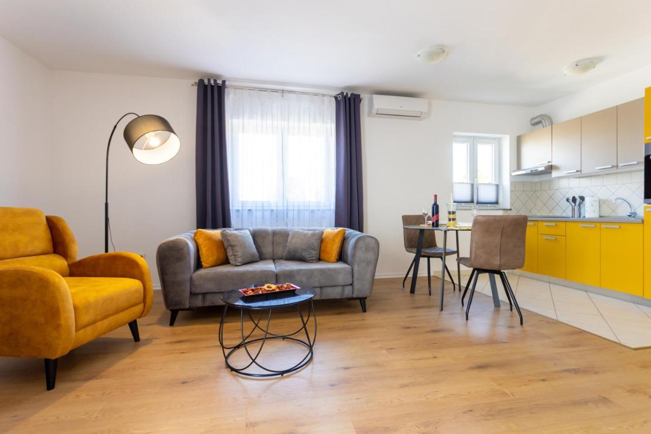 Apartment Demo Malinska Luaran gambar