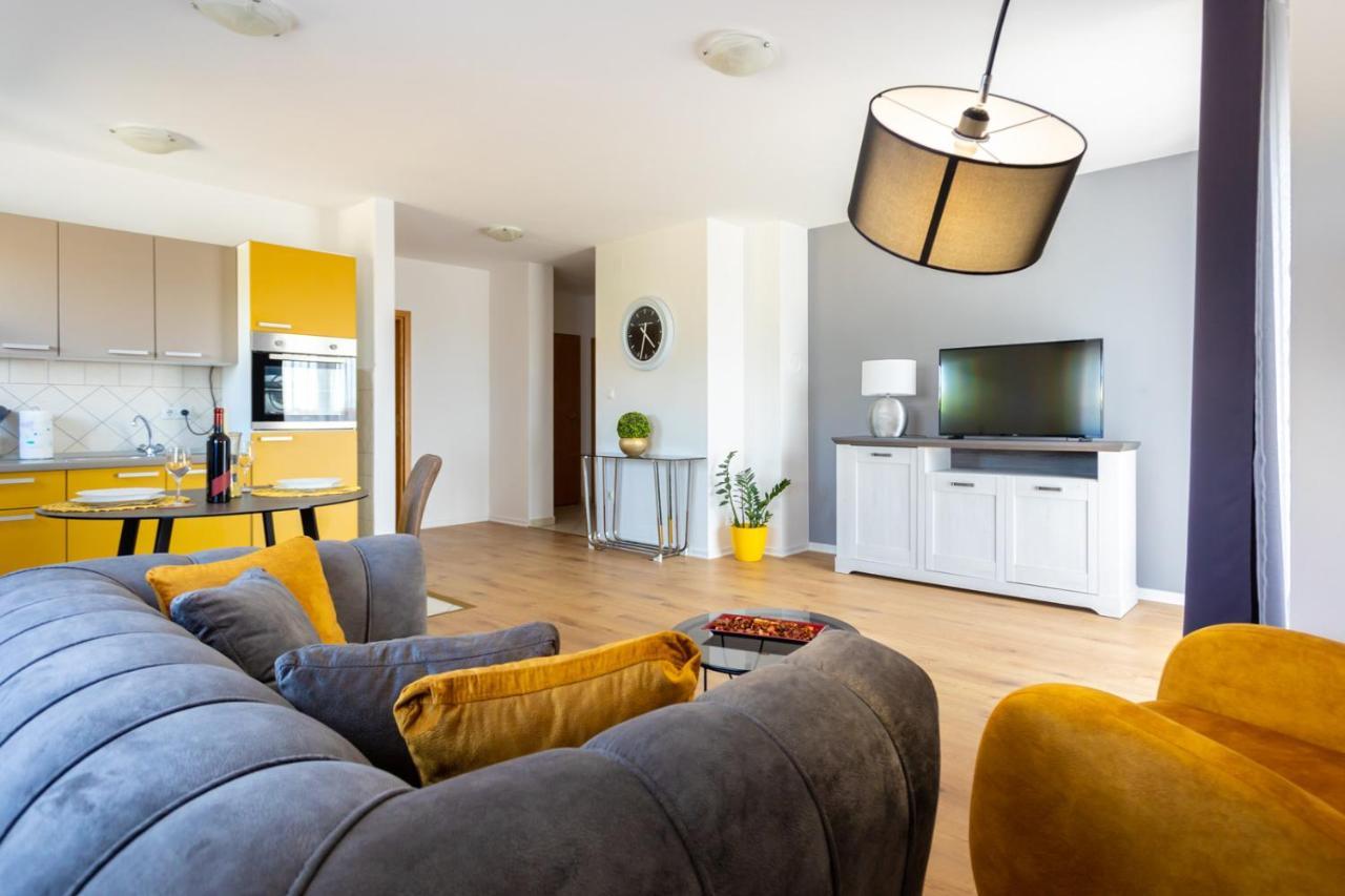 Apartment Demo Malinska Luaran gambar