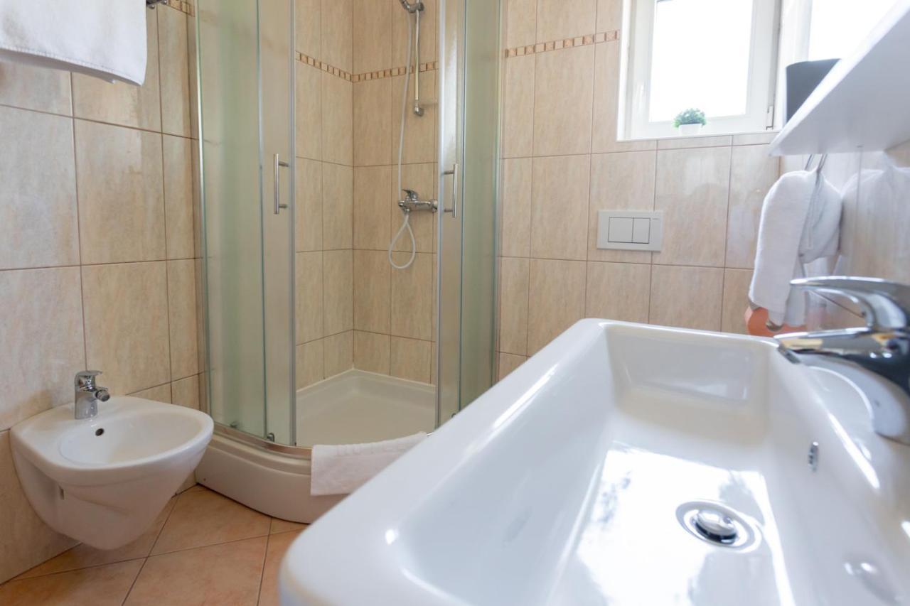 Apartment Demo Malinska Luaran gambar